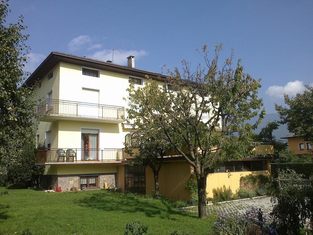 Casa Ferrari Monica Apartamento Calceranica al Lago Exterior foto